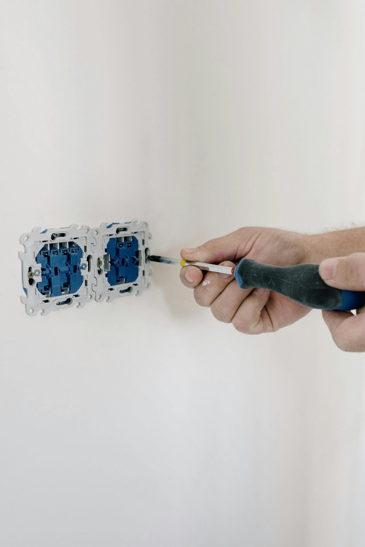 Commercial electrical fit-out for café in Coogee retail space